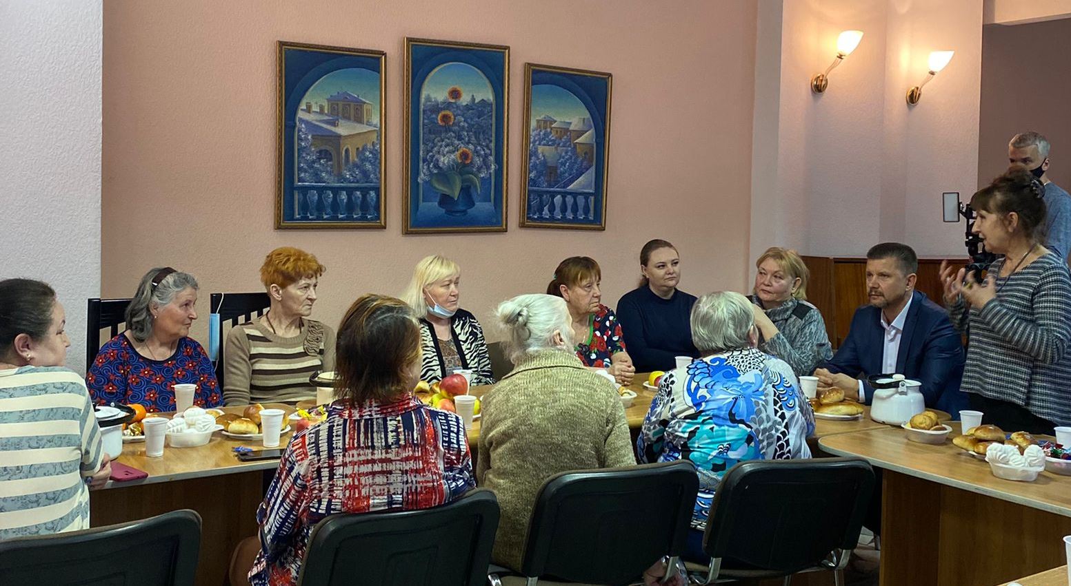 Женщины из Донбасса встретились с волжанками